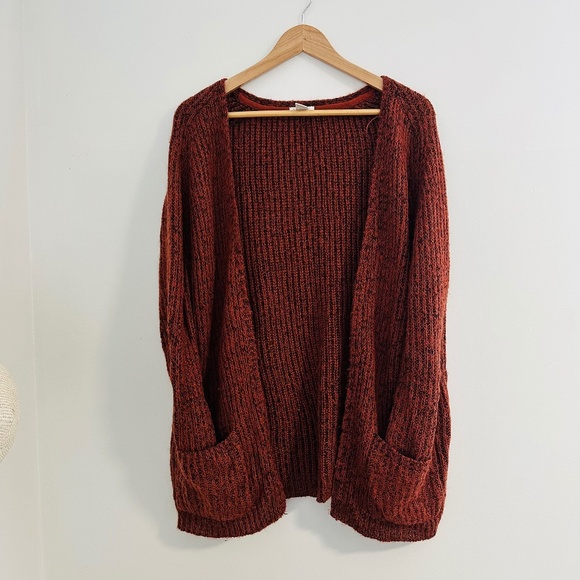 Forever 21 | Women’s Size Medium Burgundy Long Sleeve Cardigan With Pockets - Picture 1 of 5